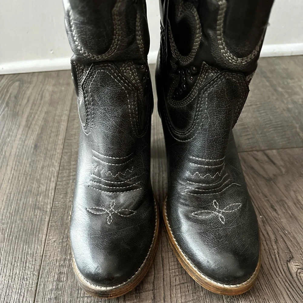 Very Volatile Denver Fashion Boot Charcoal gray Sz 7 - Picture 6 of 12